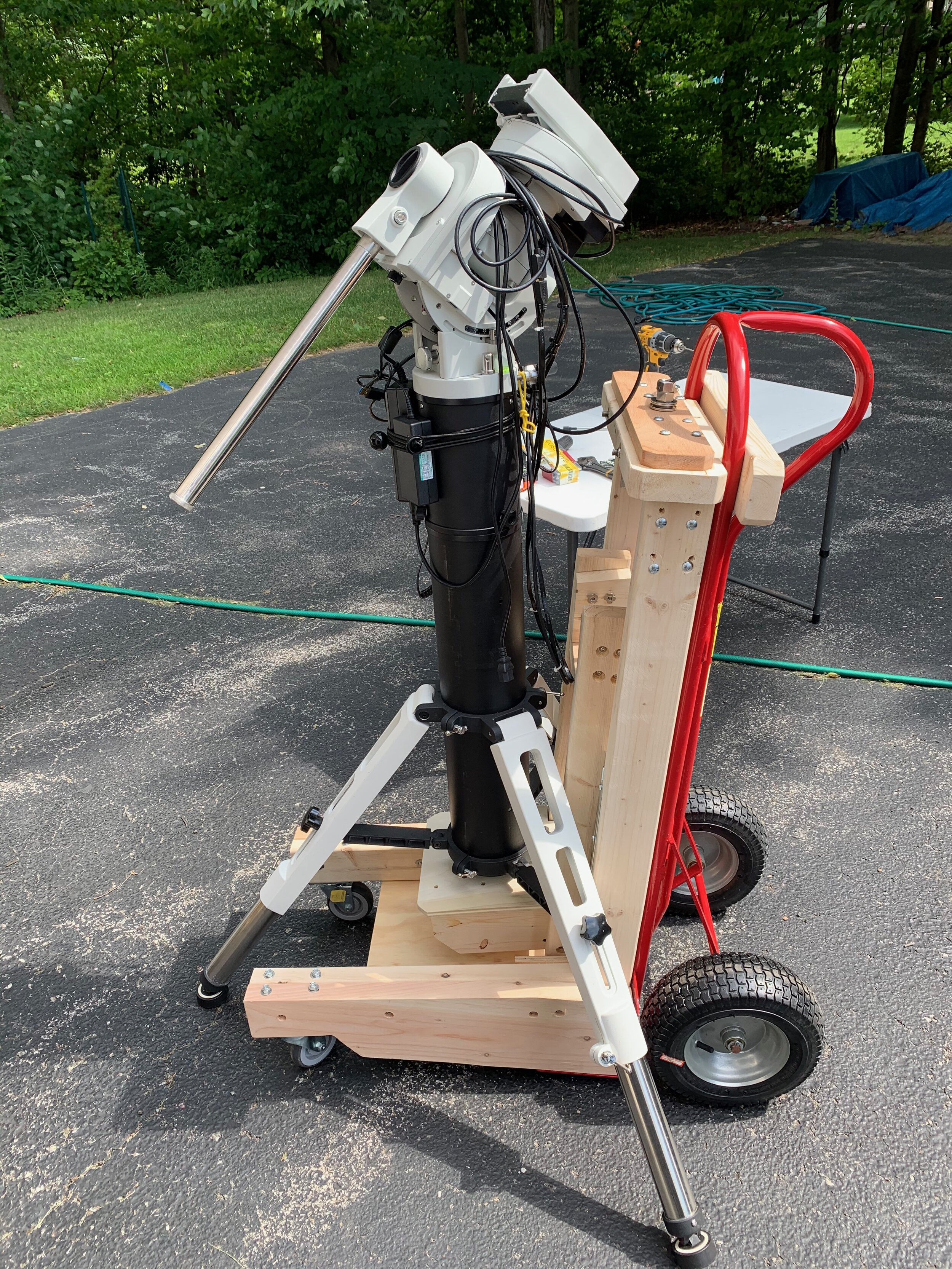 Telescope store tripod casters